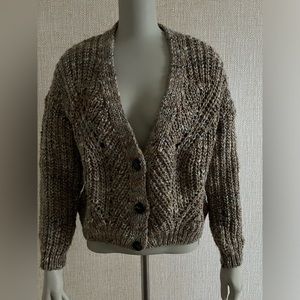 Chunky knit cardigan with rose gold lurex. One size . Made in Italy.